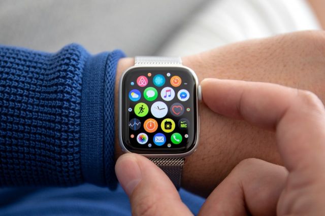 Sistema watchOS terá novo design com foco em widgets