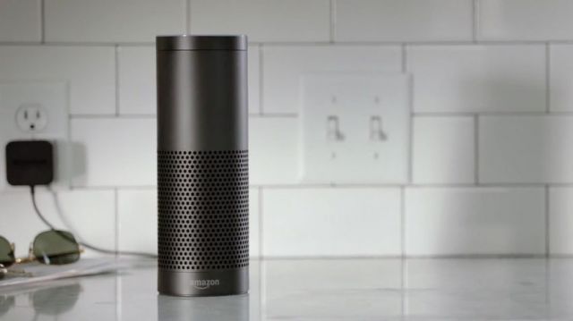 Amazon lança o Echo, alto-falante com assistente pessoal