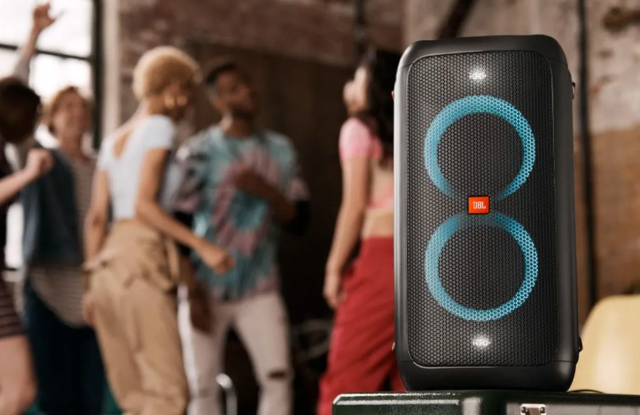 Caixas de som JBL: 3 modelos para sua festa de final de ano