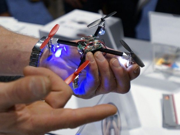 Microdrones são apresentados na CES 2015