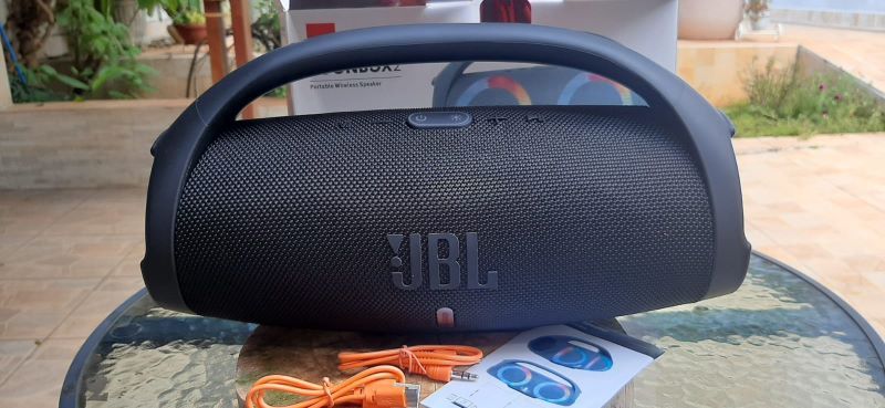 Caixas de som JBL